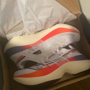 Saucony Endorphin Elite.  New in box. Size 11.